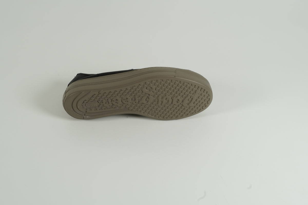 Sneaker Schwarz