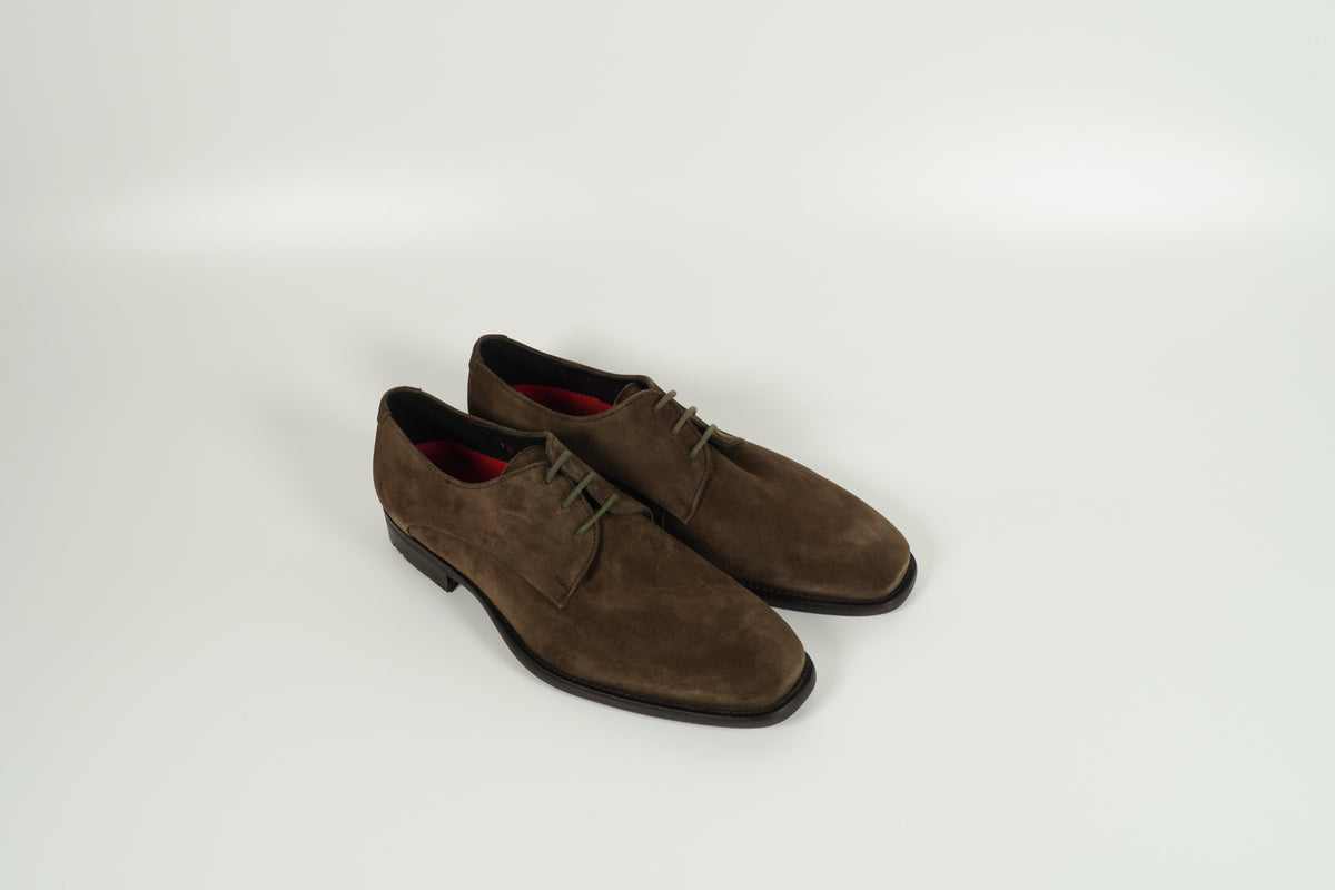 Lace-up Shoe Brown