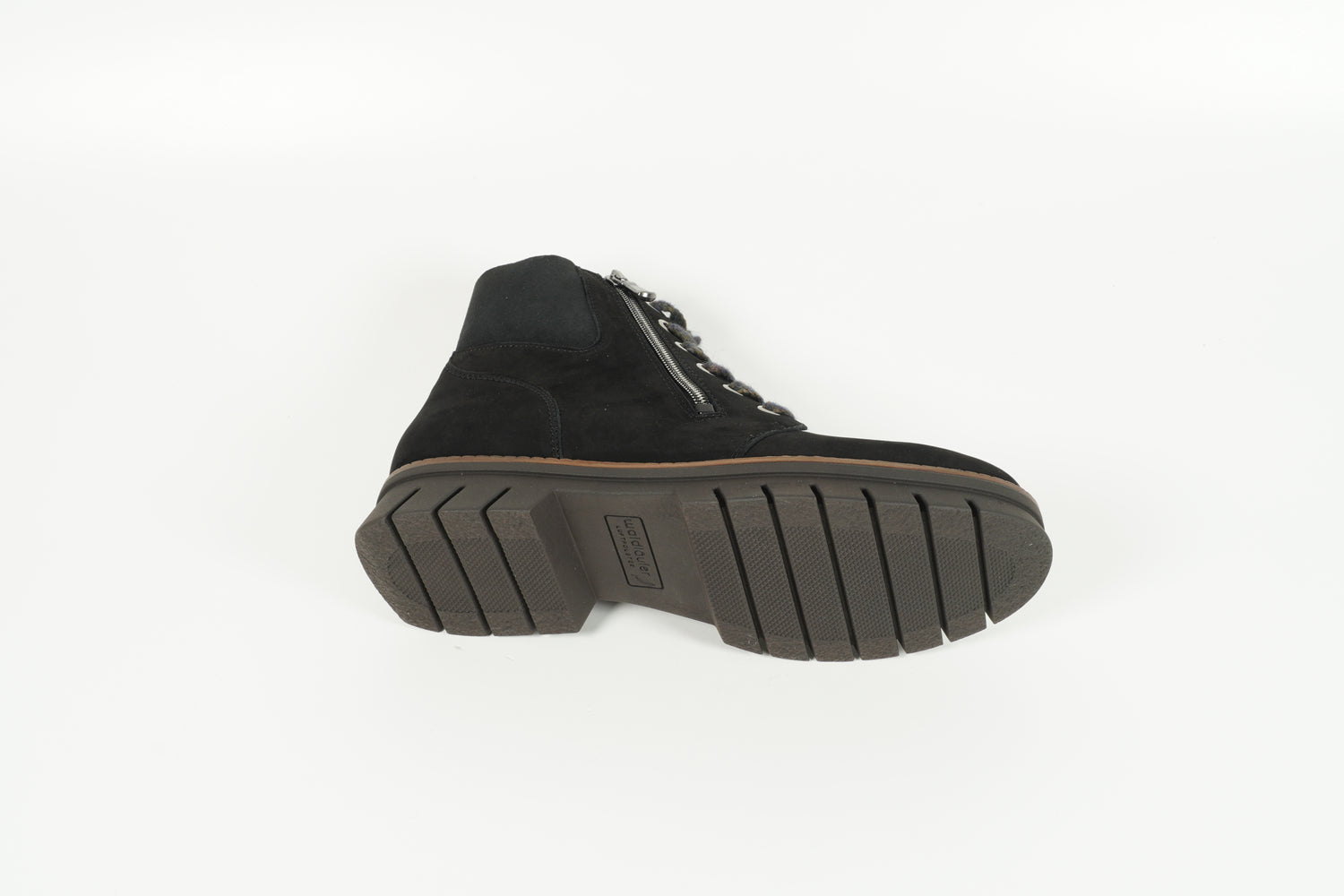 Schnürschuh Schwarz