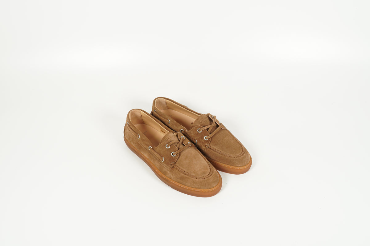 Boat shoe brown