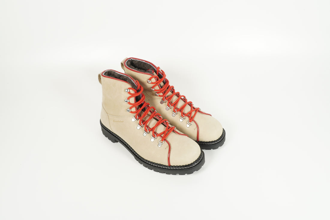 KW017A 230376A beige red