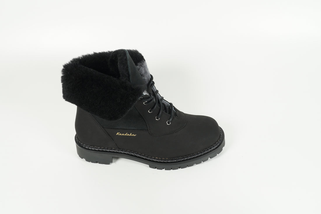 Boot Fiesch Schwarz