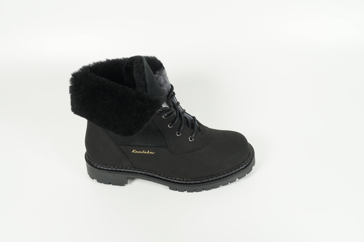 Boot Fiesch Schwarz