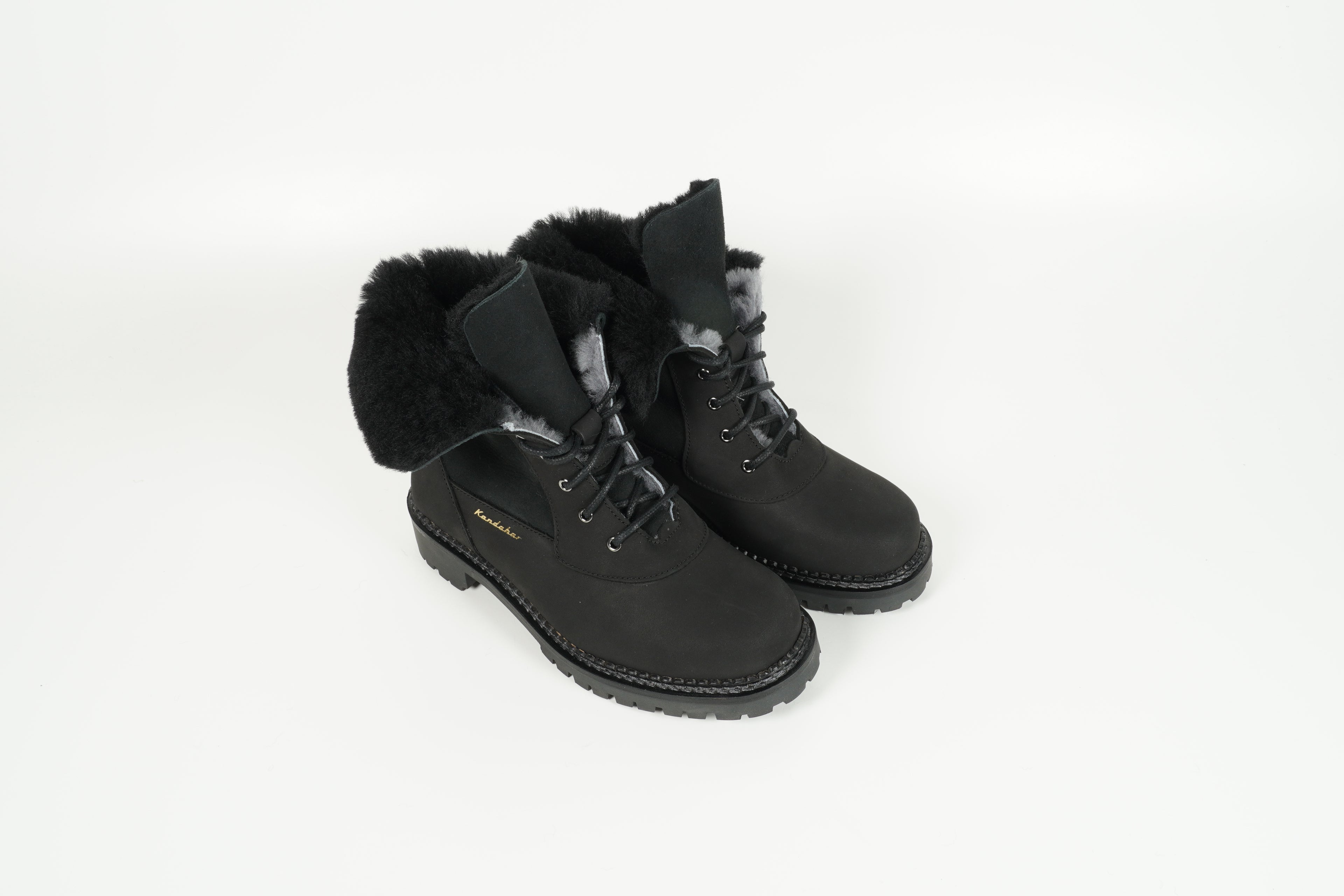 Boot Fiesch Schwarz