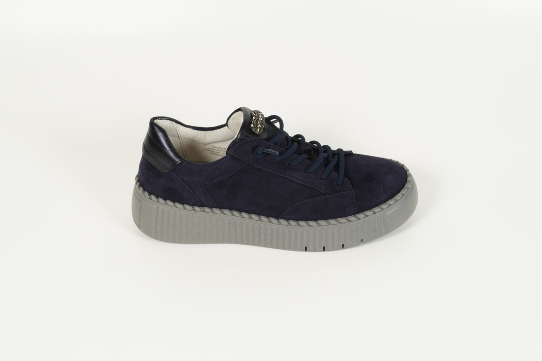 Sneaker Blau