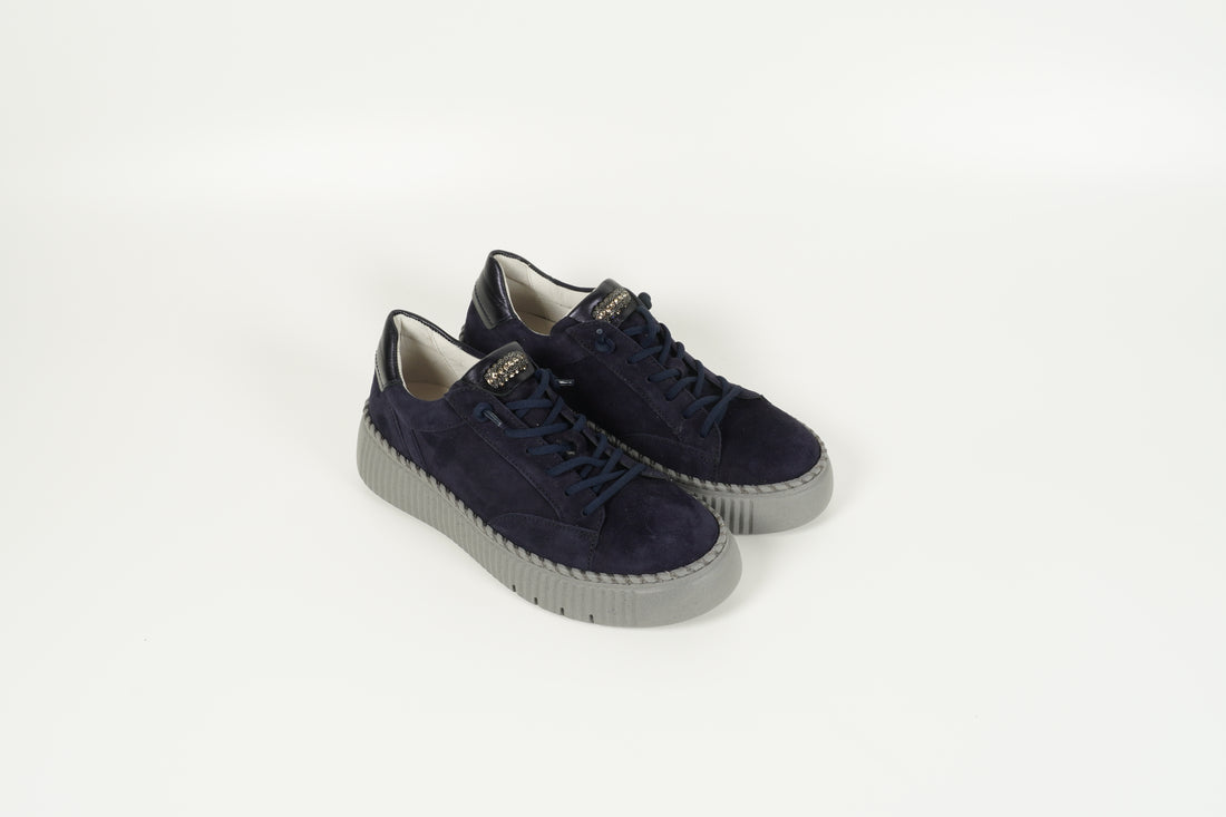 Sneaker Blau
