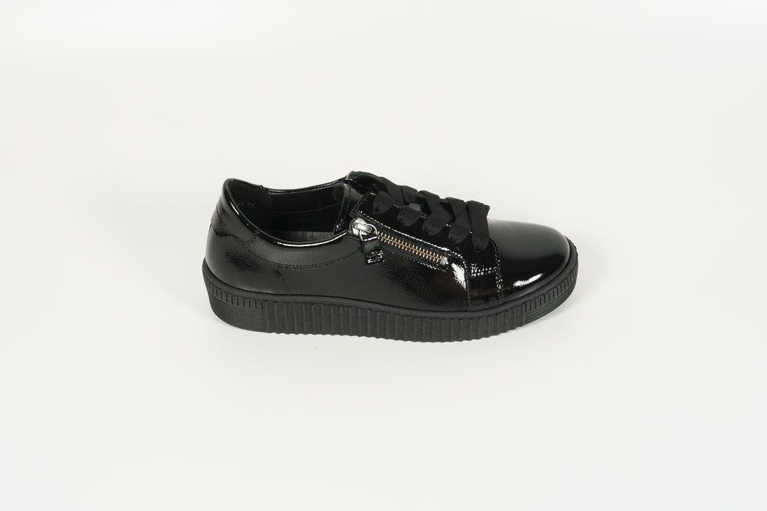 Baskets vernis noir