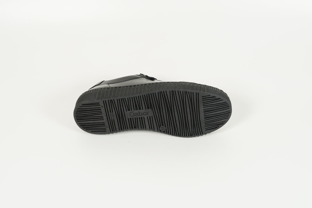 Sneaker Schwarz