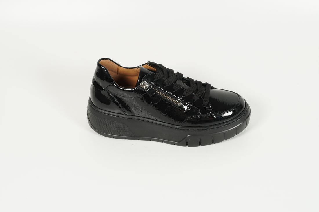 Sneaker Schwarz
