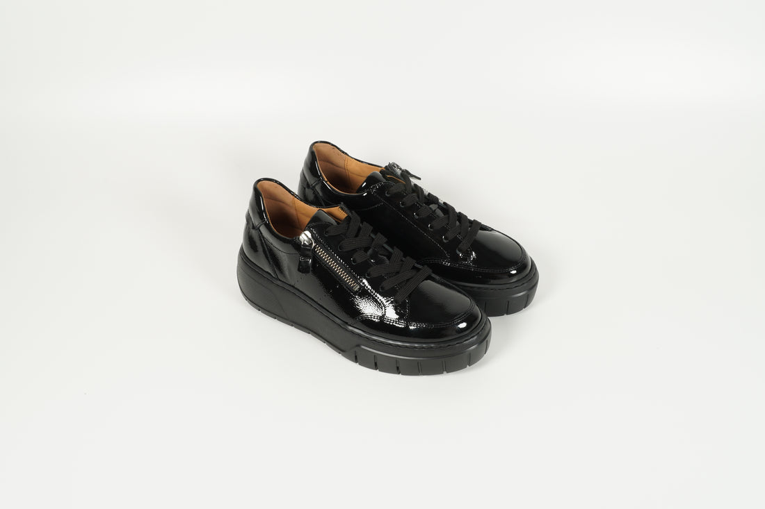 Sneaker Schwarz