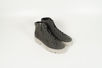 Boot Grau
