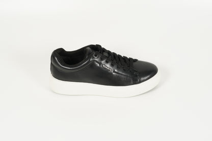 Sneaker Schwarz