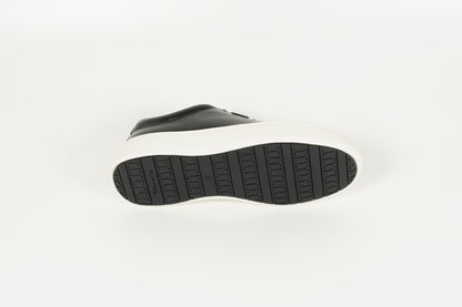 Sneaker Schwarz