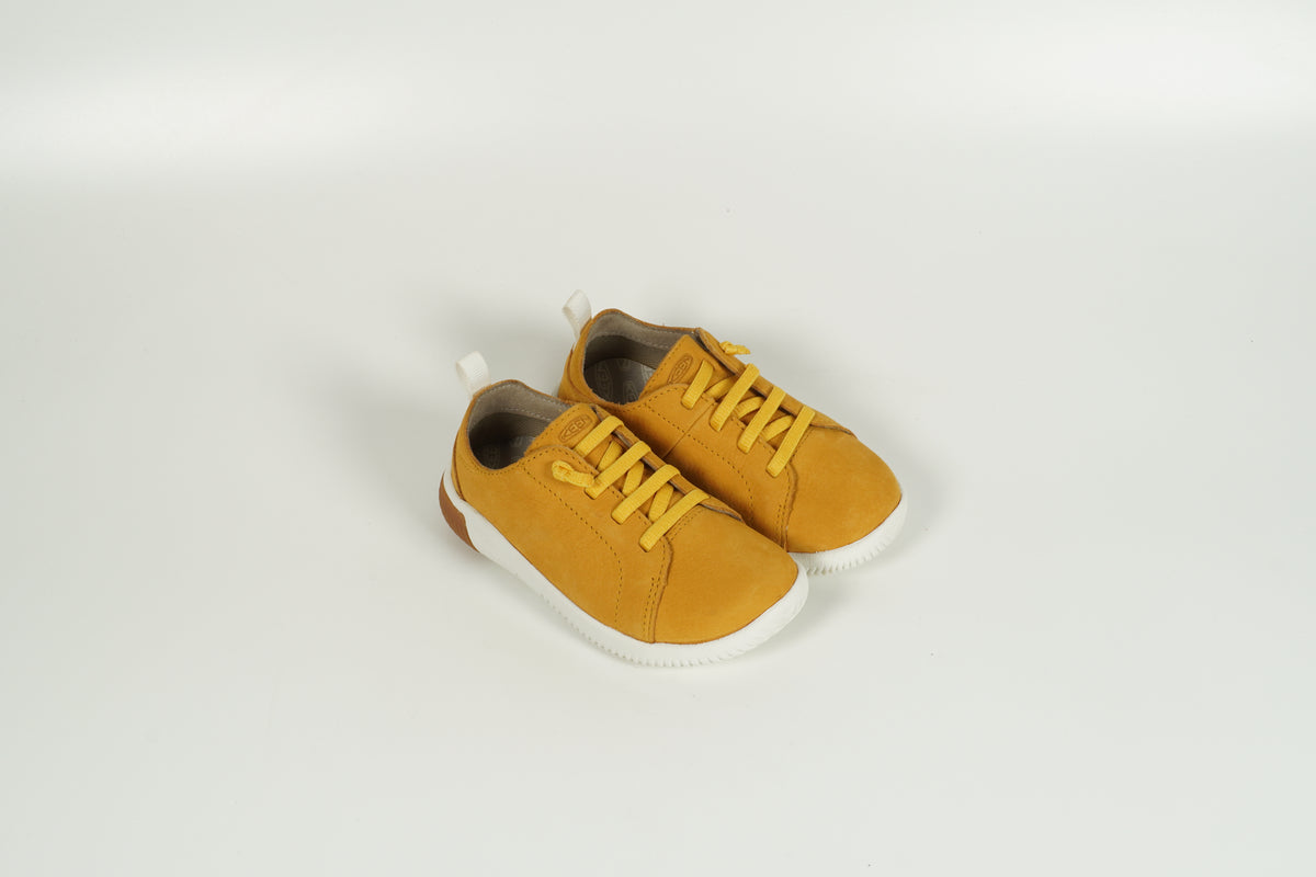 Learning Running Shoes Yellow