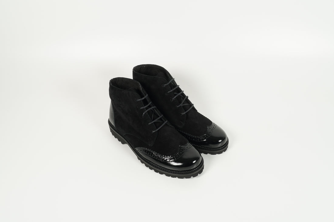 59136312 883- 002 black