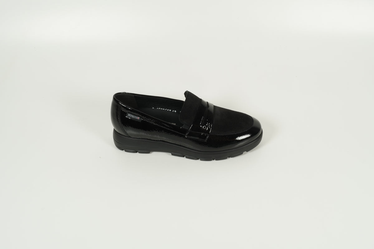 Moccasin Black