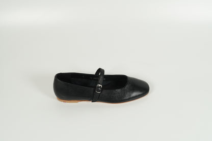 Ballerina Black