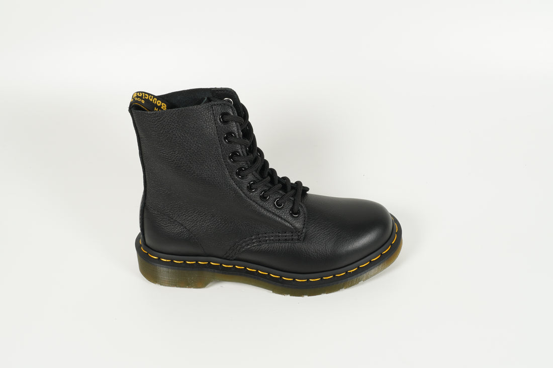 Boot Schwarz