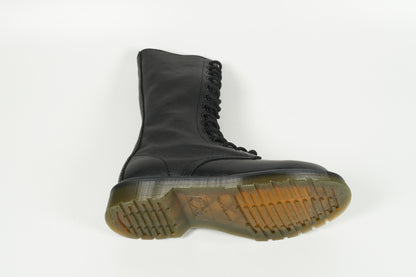 Boot Schwarz