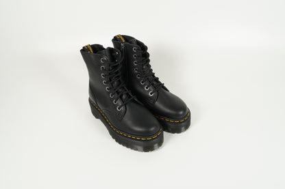 Boot Schwarz