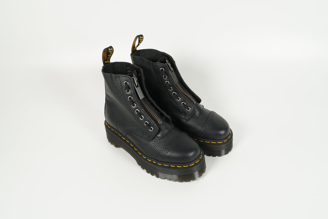 Boot Schwarz
