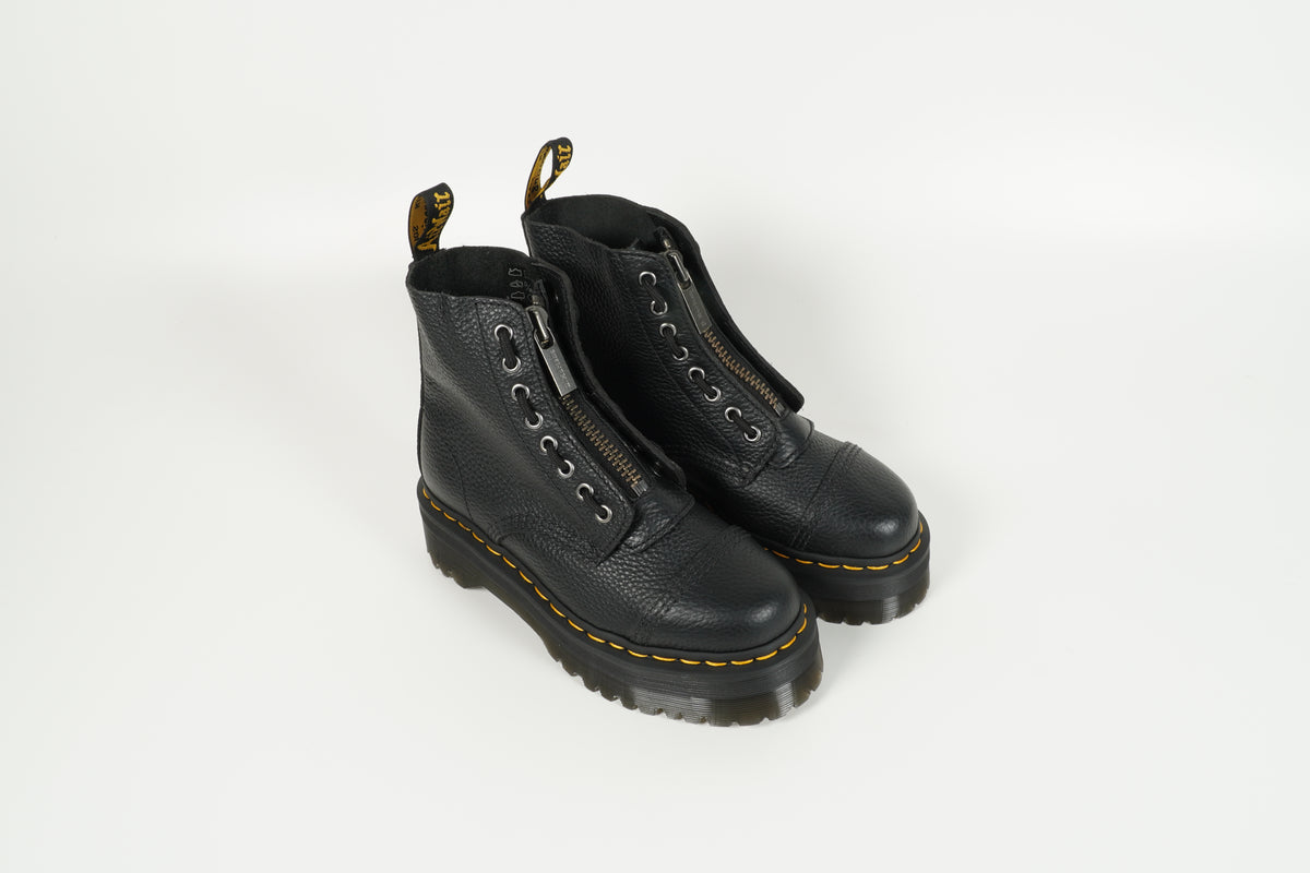 Boat Black