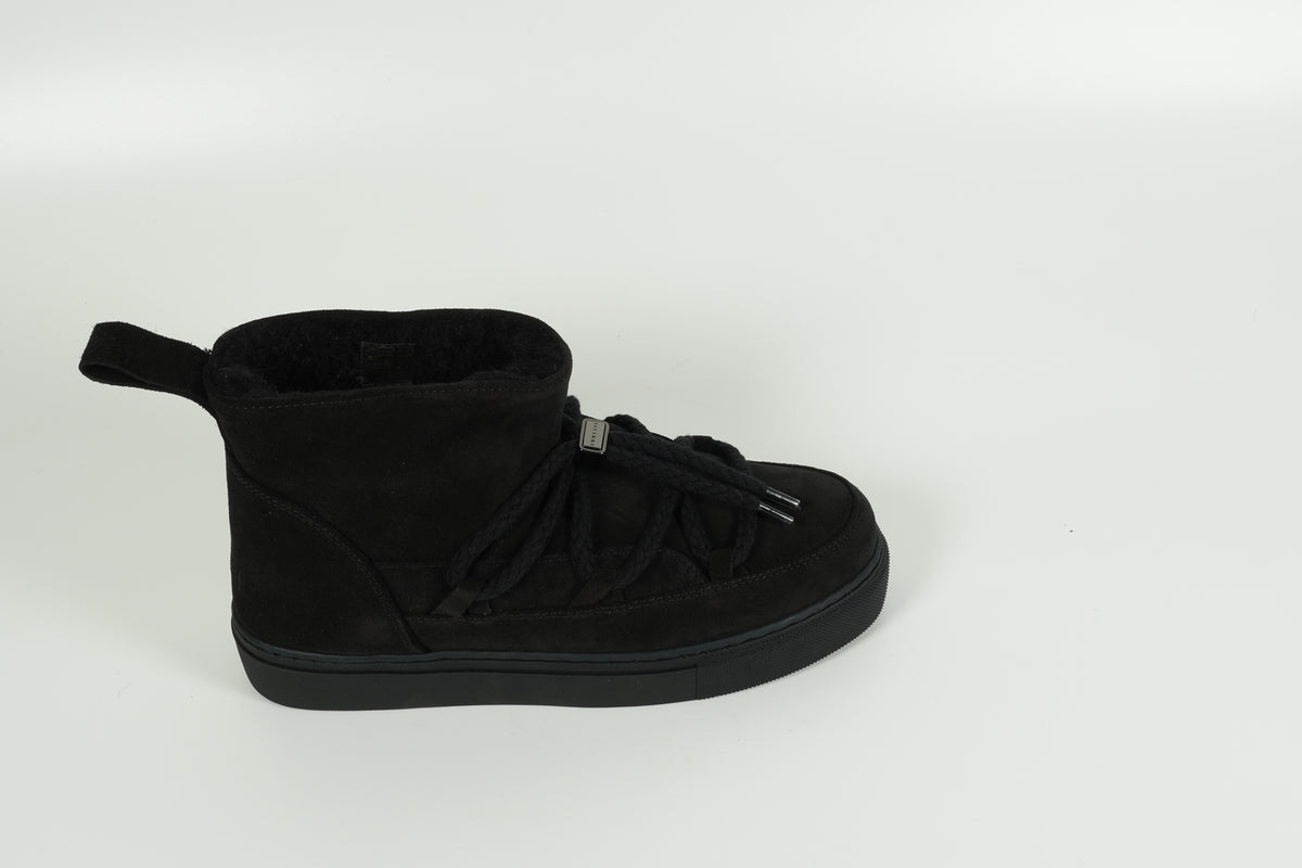 Boot Black