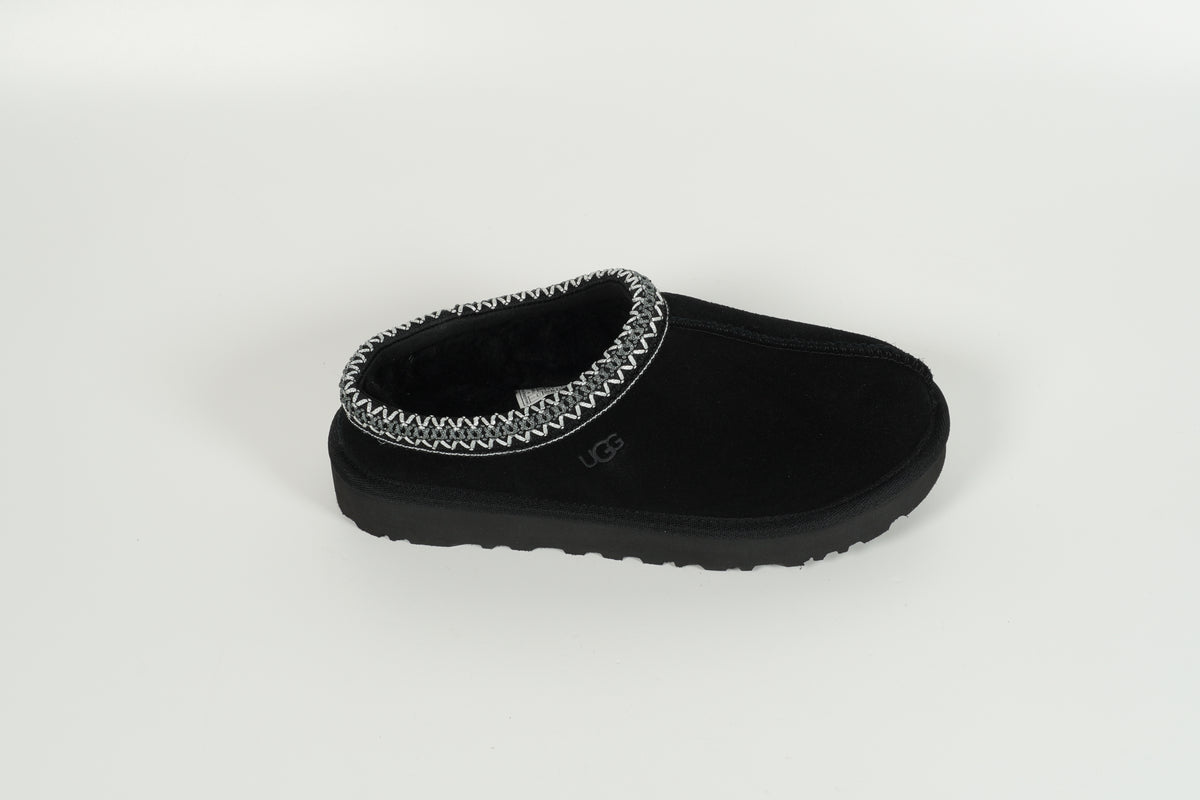 Tasman Black