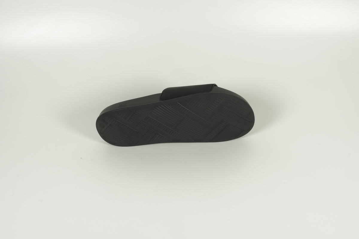 Pantolette Schwarz