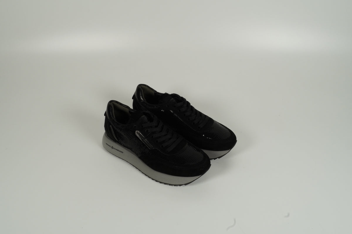 Sneaker Schwarz