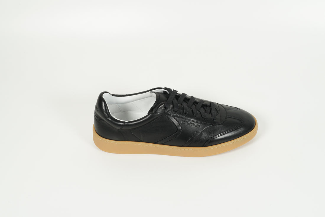 Sneaker Schwarz