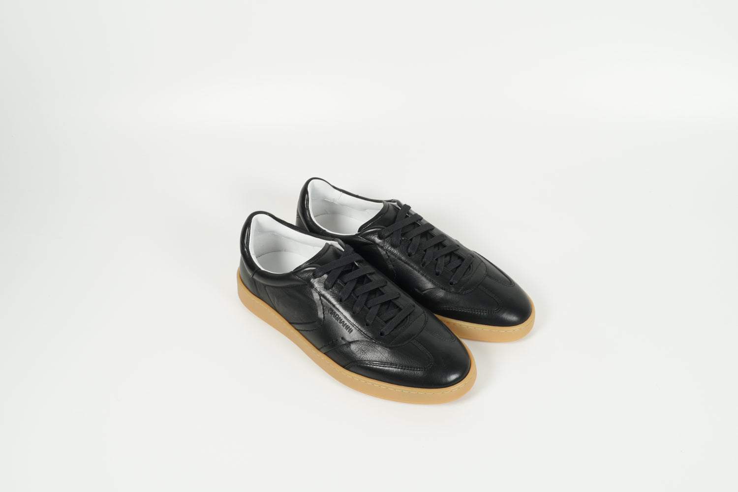 Sneaker Schwarz