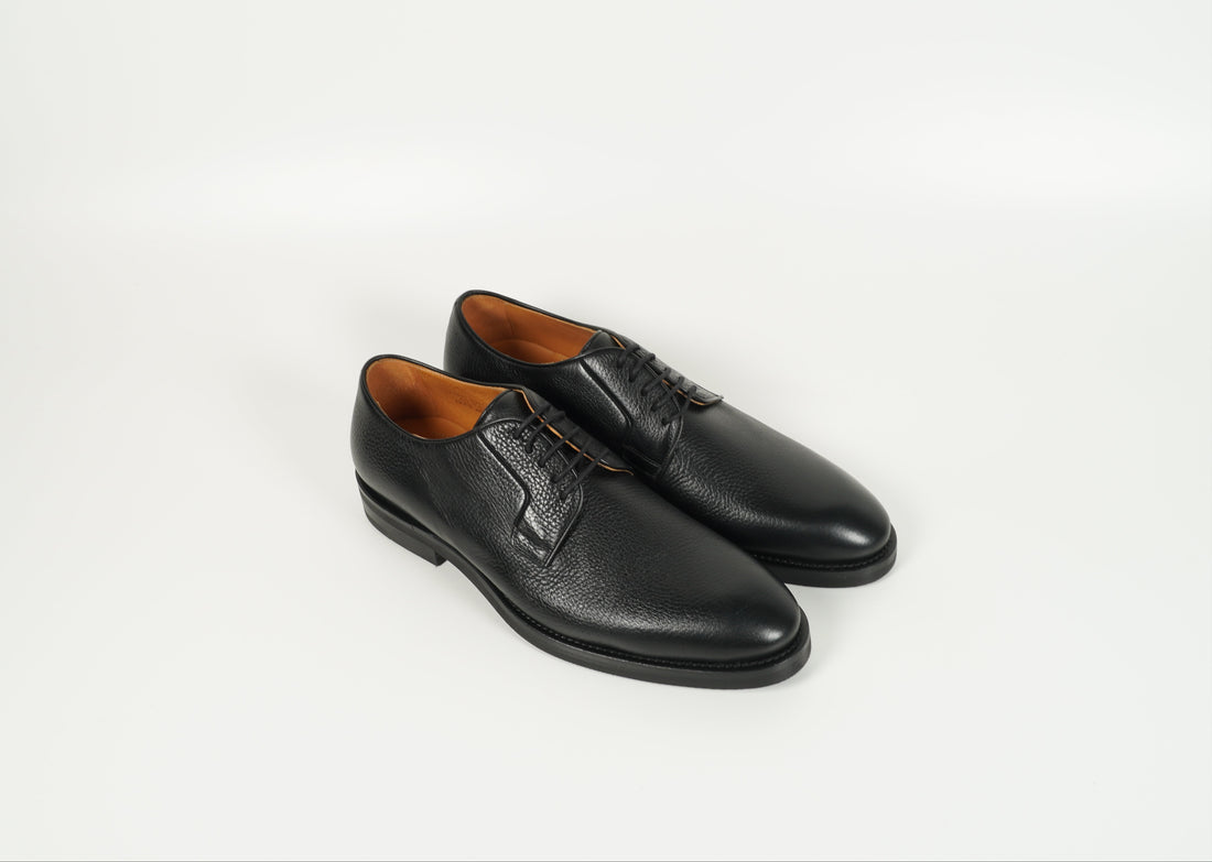 Schnürschuh Schwarz