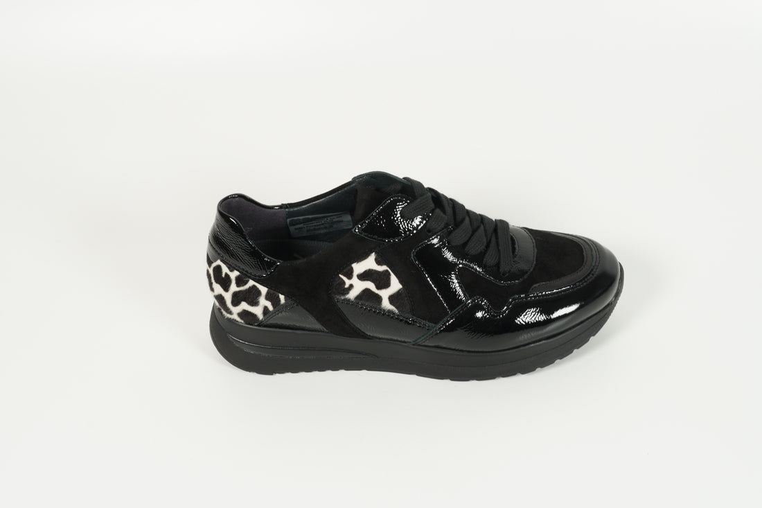 Sneaker Schwarz