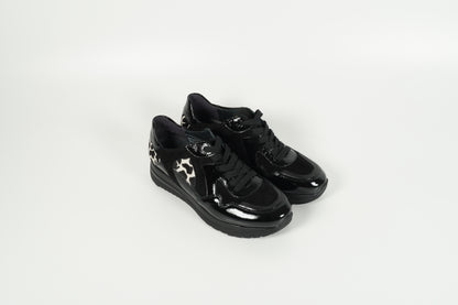 Sneaker Schwarz