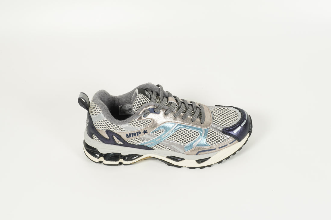 Sneaker Silber