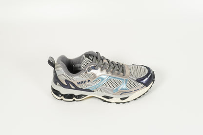 Sneaker Silber