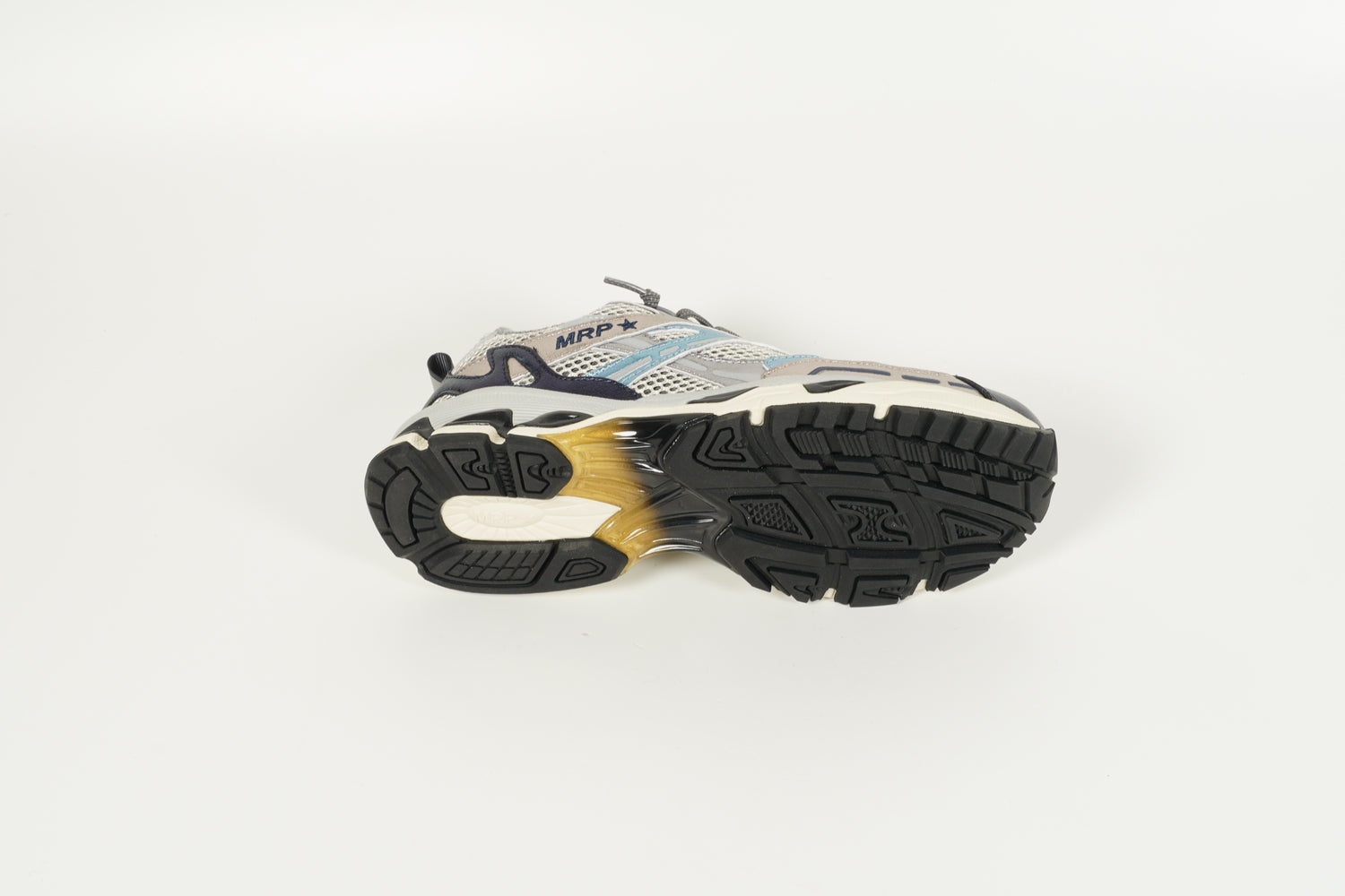 Sneaker Silber