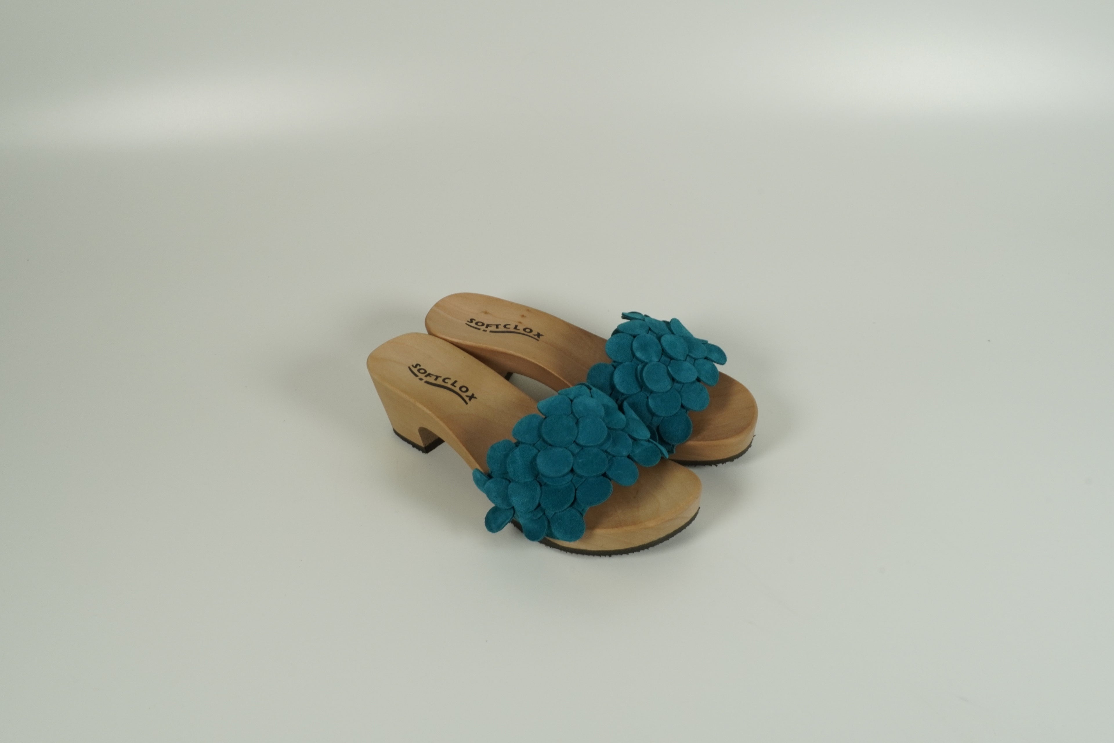 Pantolette Blau