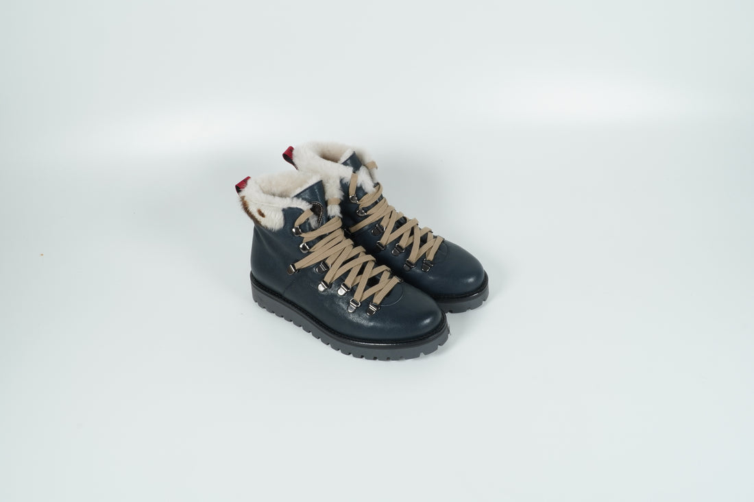Boot Blau