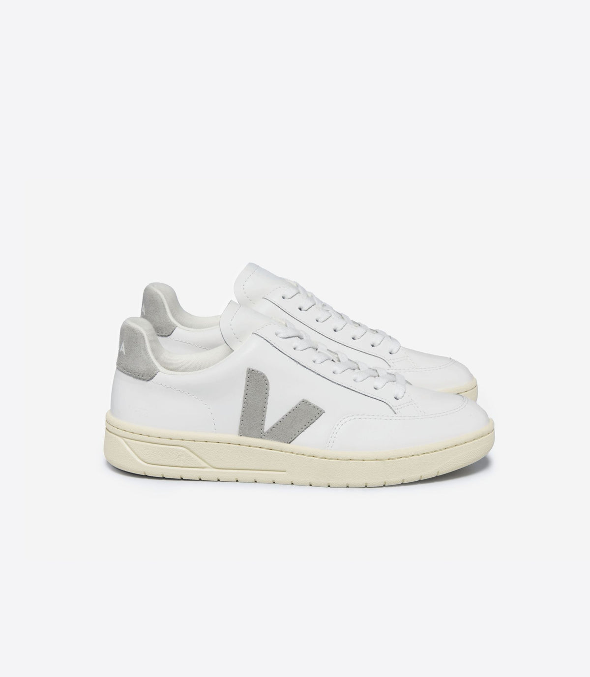 Veja V-12 Blanc Gris clair